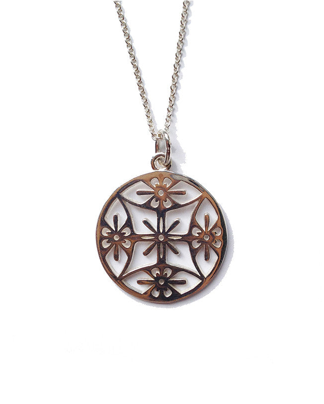 Nikko Open Pendant silver